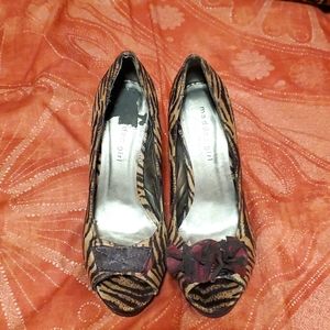 NWOT Madden Girl 7.5 Women's Brown Zebra Heels
